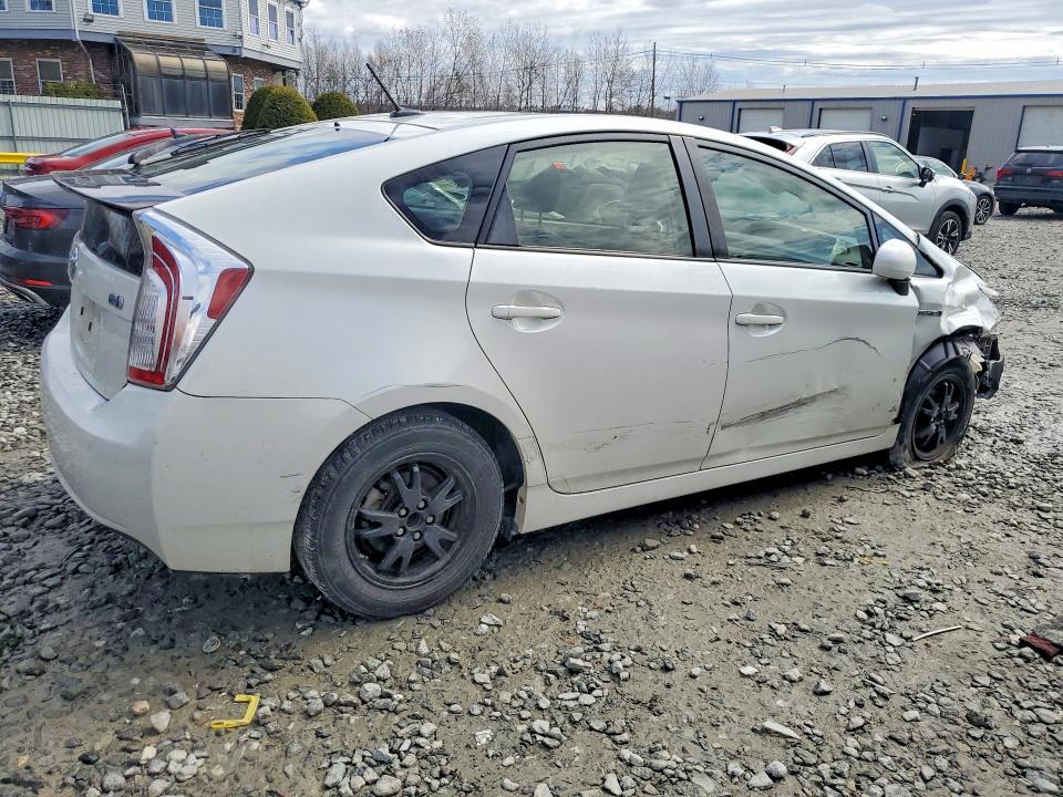 2015 Toyota Prius Three