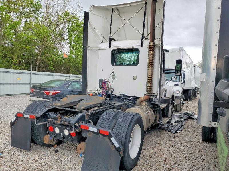 2016 Kenworth T680 Semi Truck