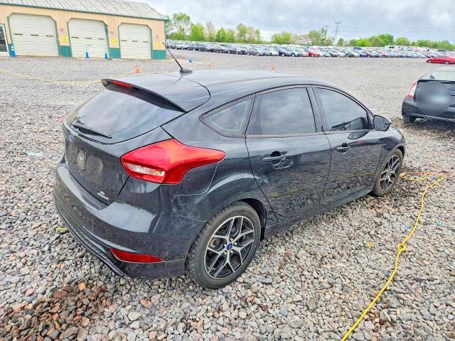 2015 Ford Focus s