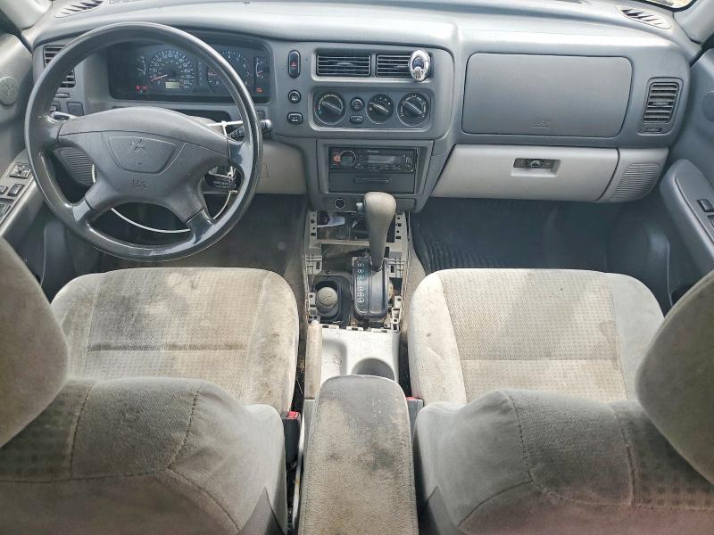 2000 Mitsubishi Montero Sport ls