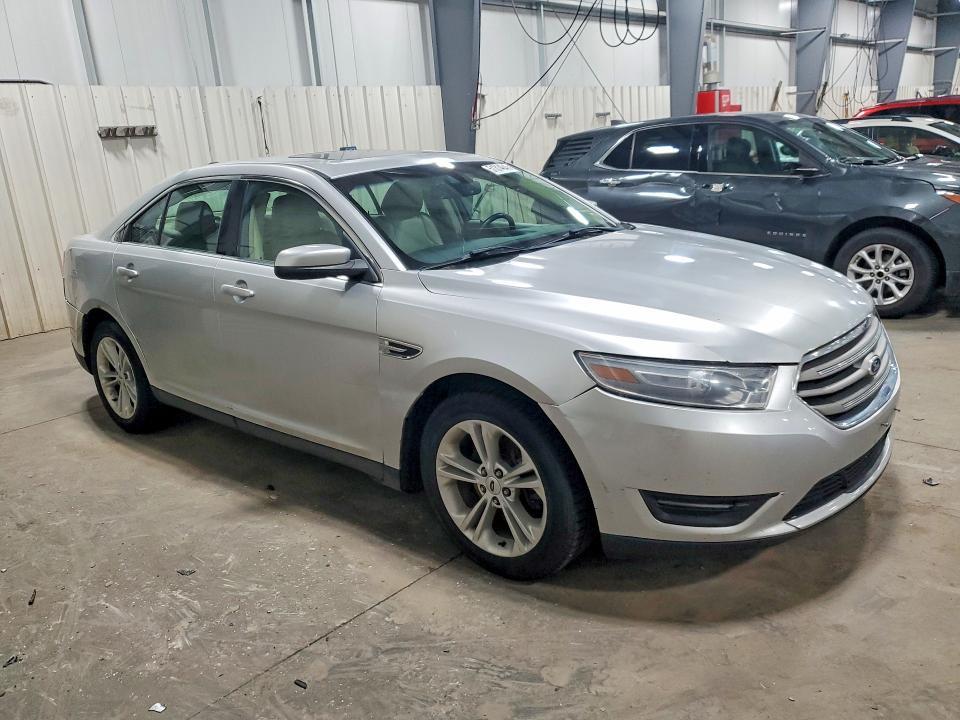 2014 Ford Taurus sel