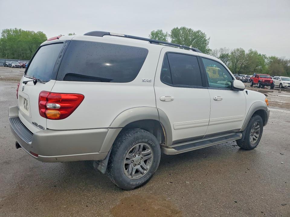 2003 Toyota Sequoia SR5