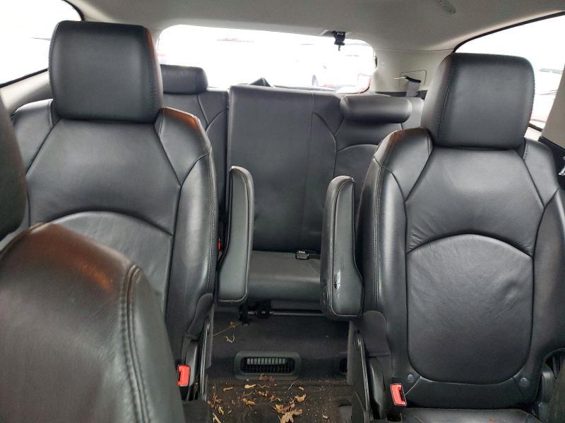 2011 Chevrolet Traverse lt