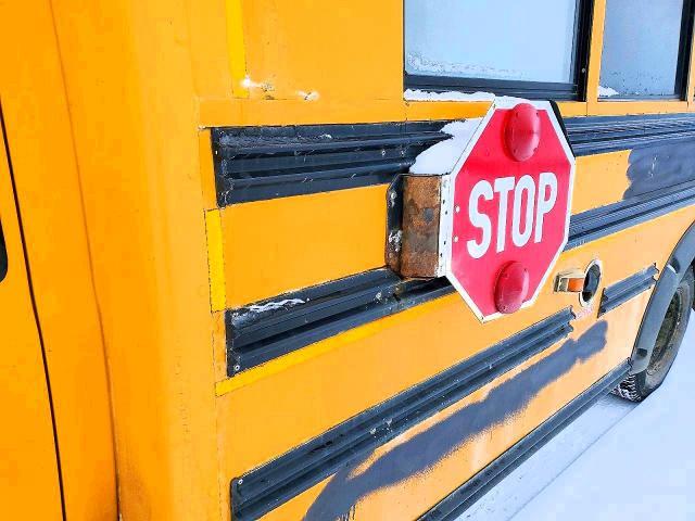 2011 GMC Savana Cutaway G3500