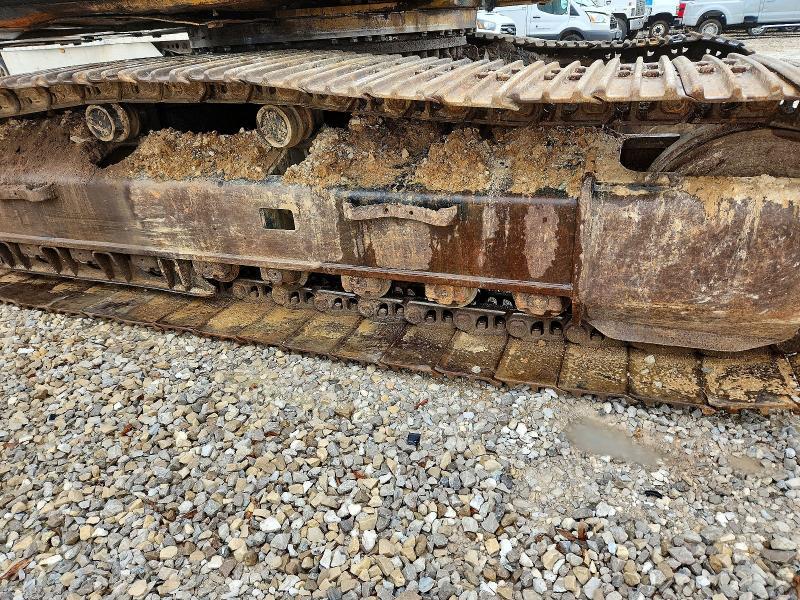 2007 Caterillar 2007 Caterpillar 330D Excavator