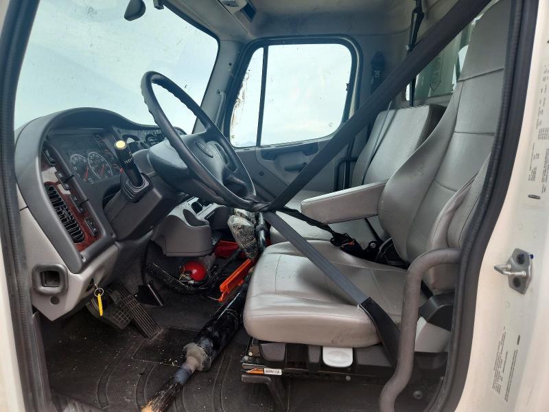2024 Freigliner 2024 Freightliner Business Class M2 Refrigerated B