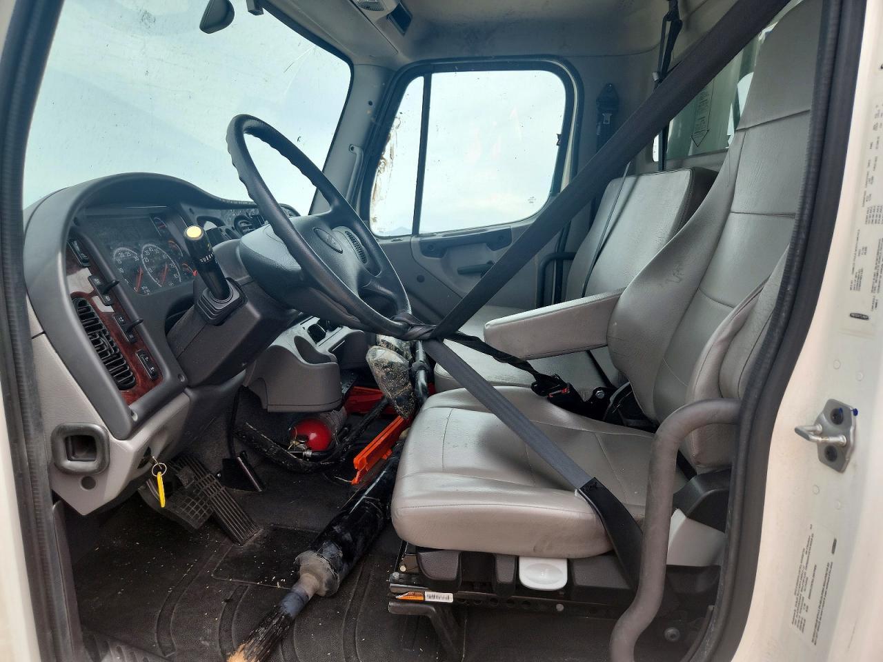 2024 Freigliner 2024 Freightliner Business Class M2 Refrigerated B