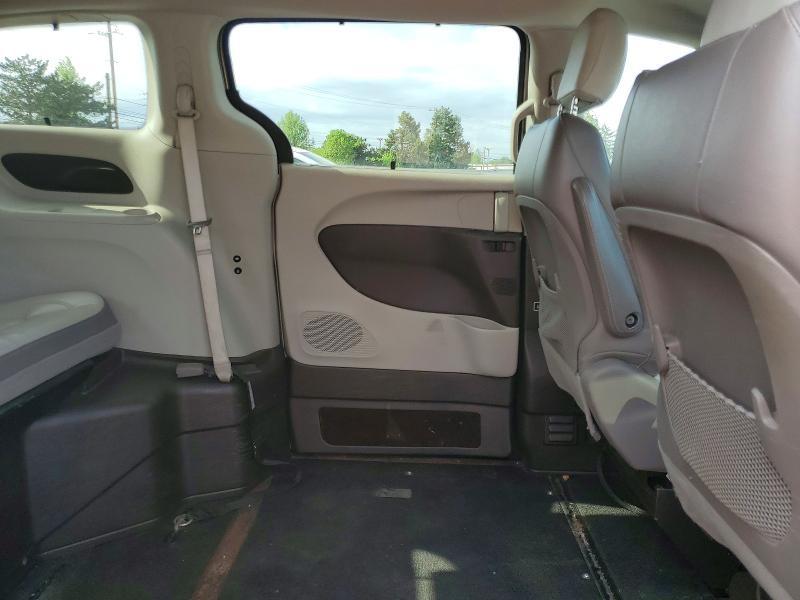 2017 Chrysler Pacifica Touring l