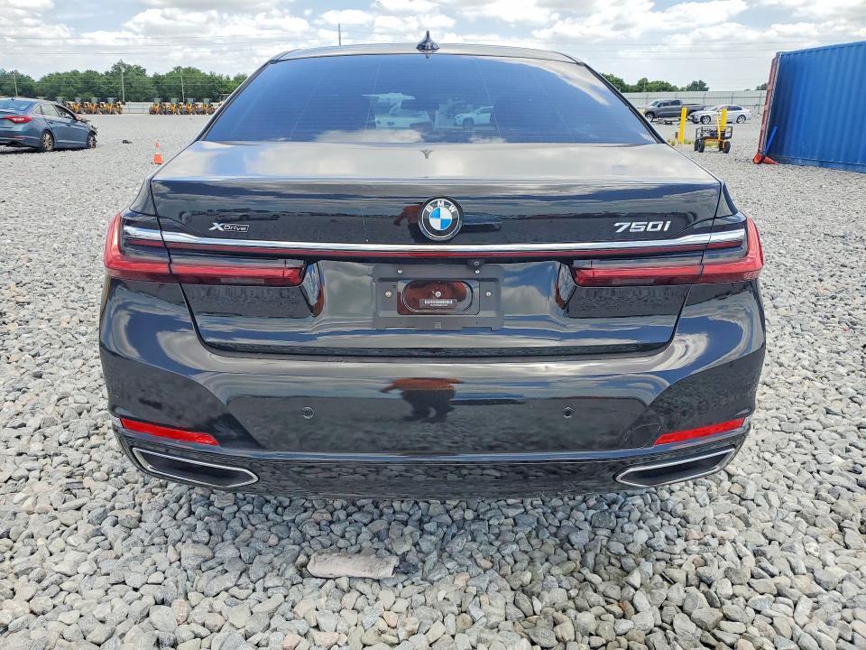 2021 BMW 750 xi