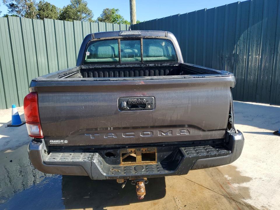 2018 Toyota Tacoma SR