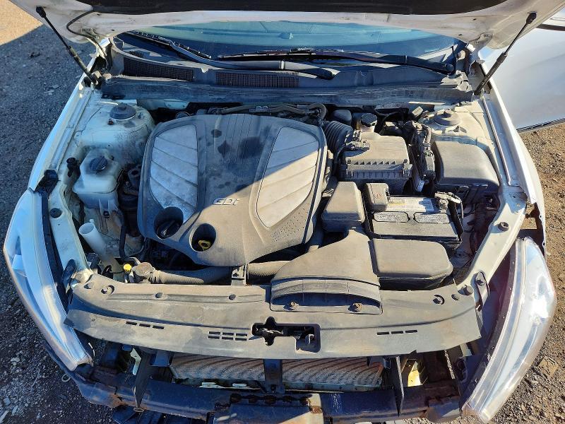 2016 KIA Cadenza Base