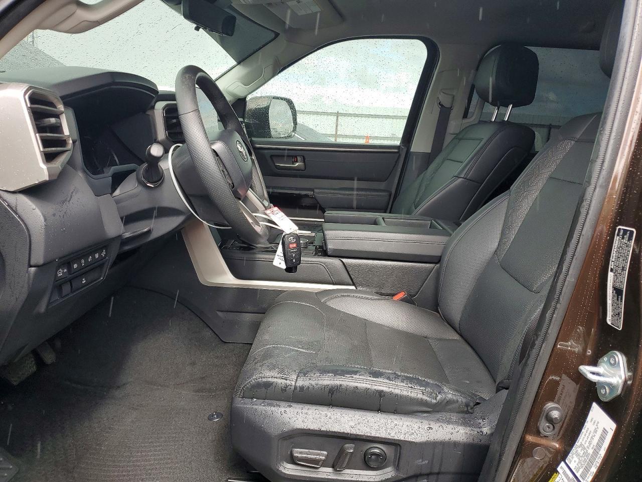 2023 Toyota Tundra Crewmax Limited