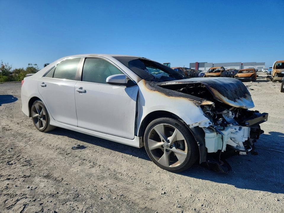 2014 Toyota Camry se Sport