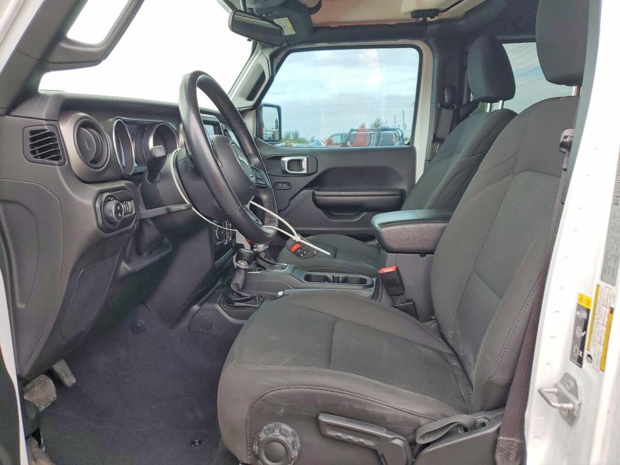 2020 Jeep Gladiator Sport