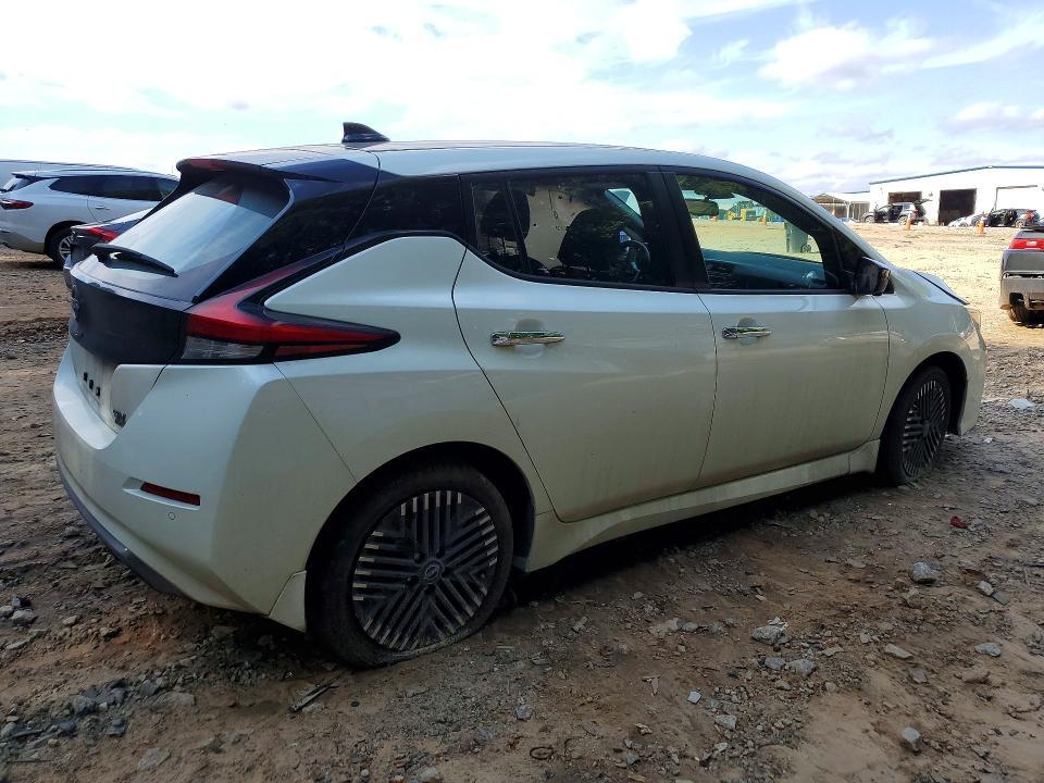 2023 Nissan Leaf sv Plus