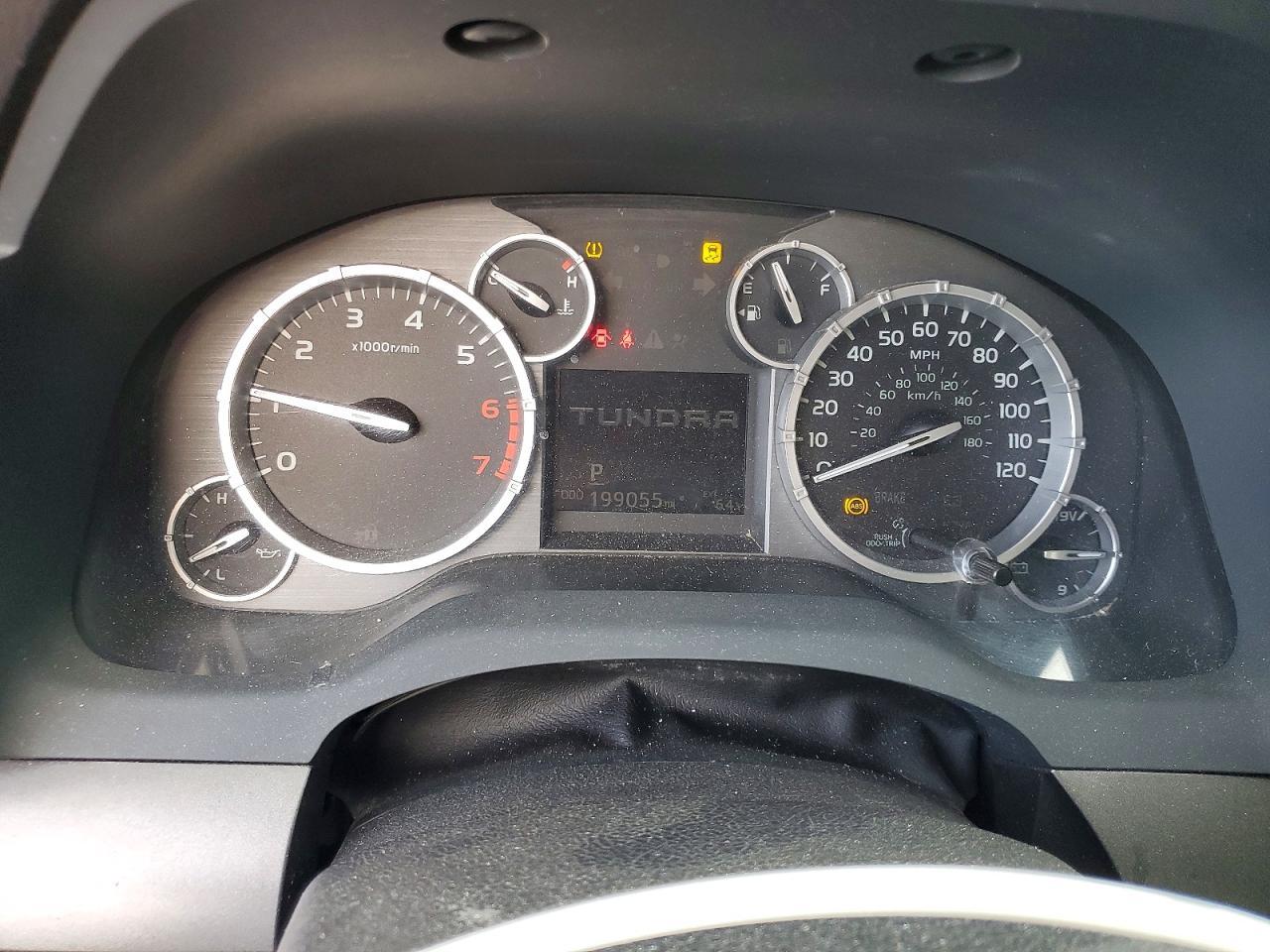 2015 Toyota Tundra SR