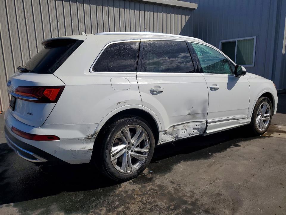 2021 Audi Q7 Premium Plus