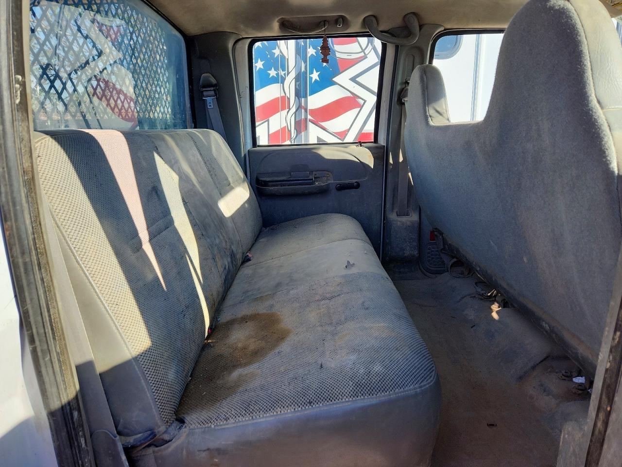 2005 Ford F550 Super