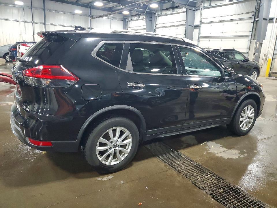 2018 Nissan Rogue sv