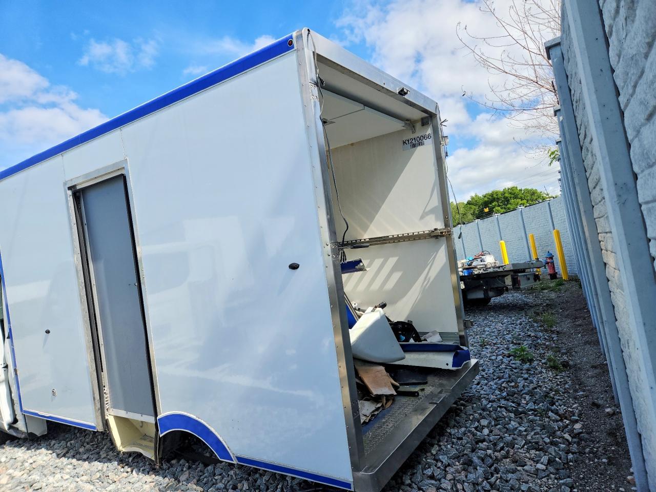 2020 Ford Transit Delivery Truck