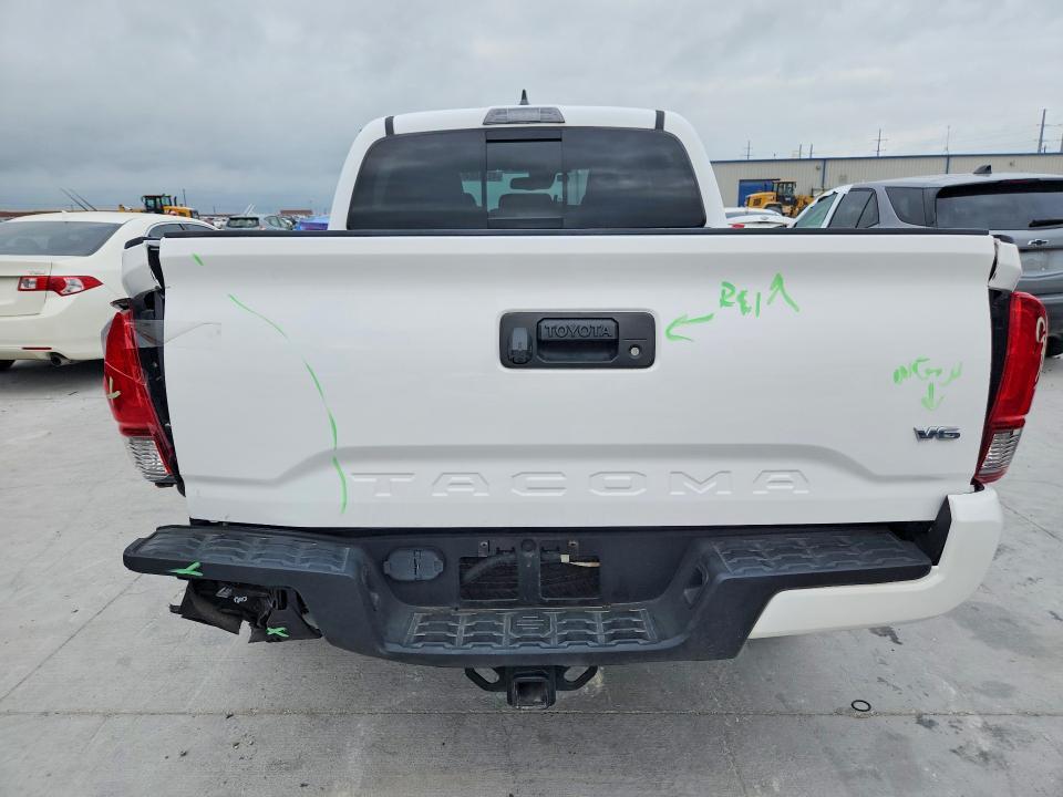2018 Toyota Tacoma trd Sport