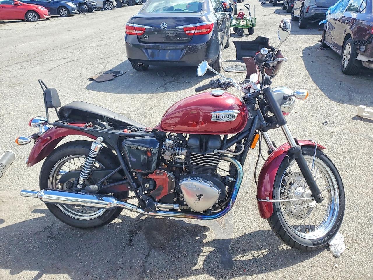 2011 Trum Bonneville