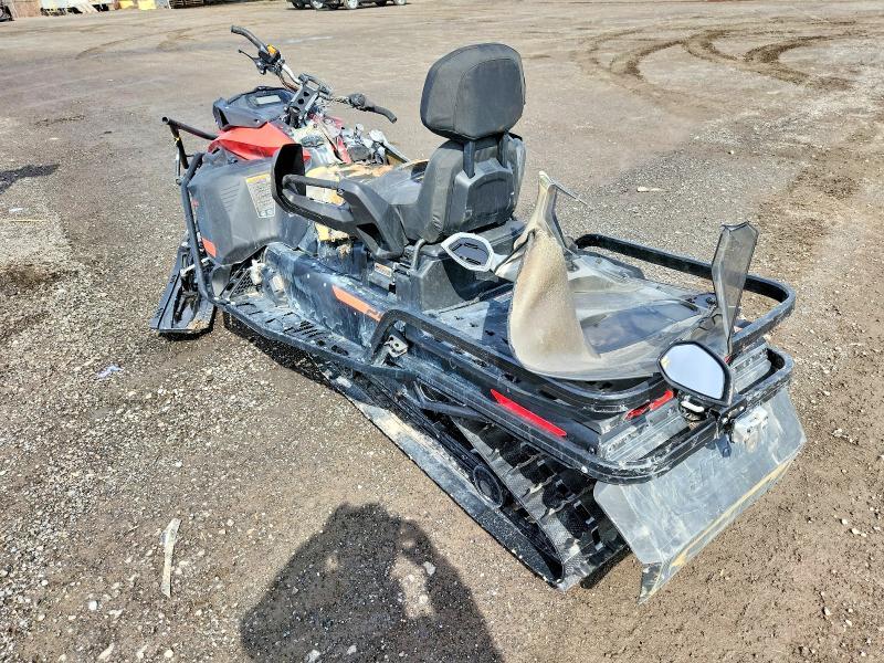 2022 Skidoo Expedition SWT 900 A