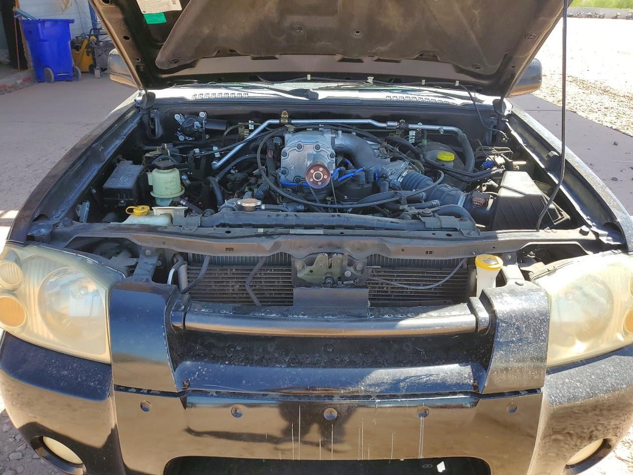 2002 Nissan Frontier Crew Cab SC