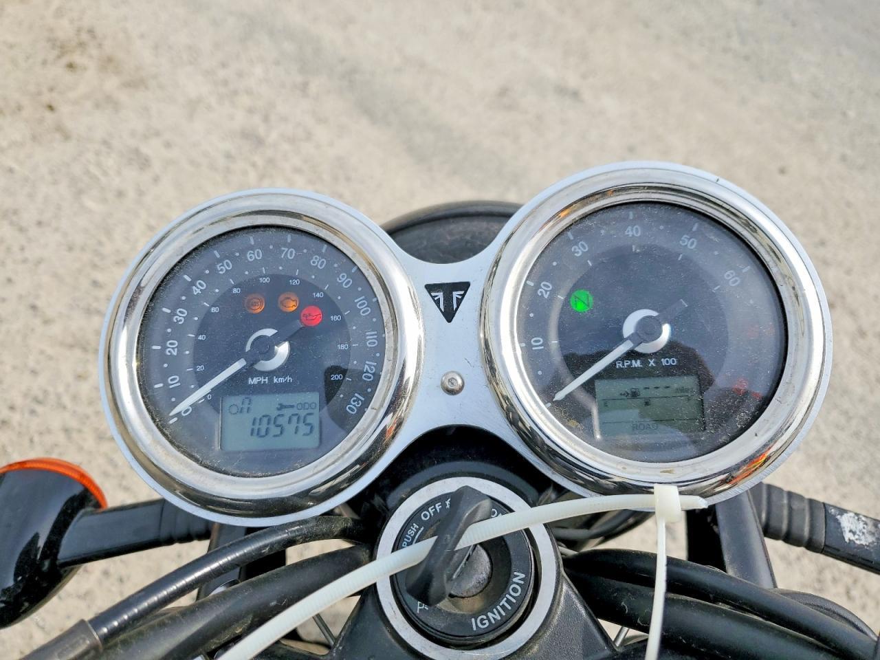 2017 Triumph Bonneville T120 Black