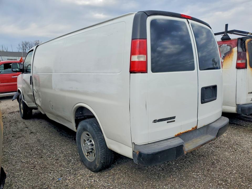 2015 Chev Express G2500