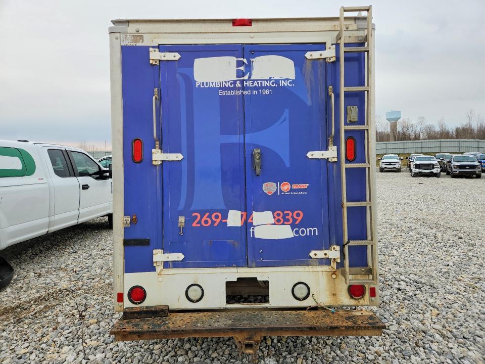 2013 GMC Savana Delivery Truck