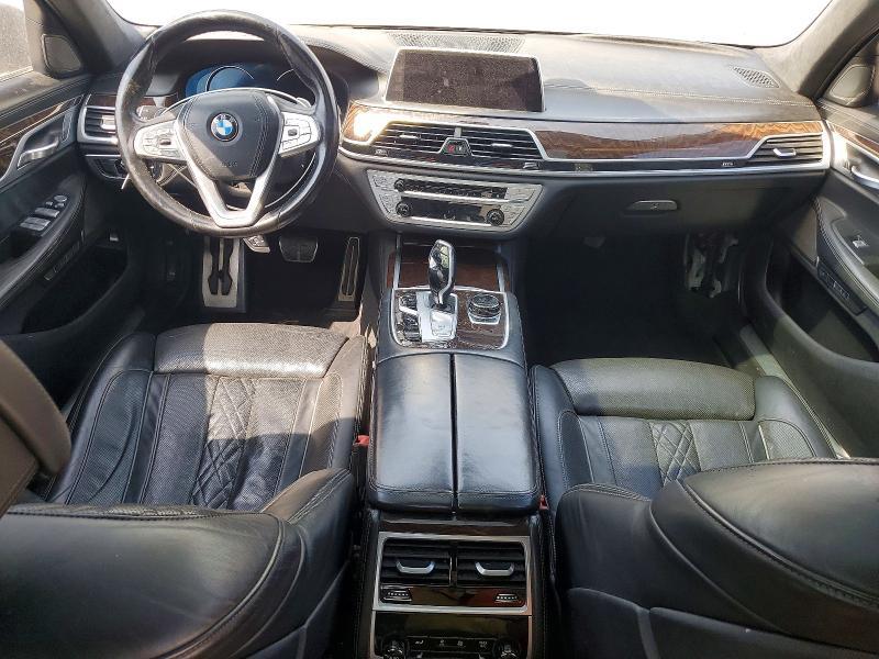 2018 BMW 750 xi