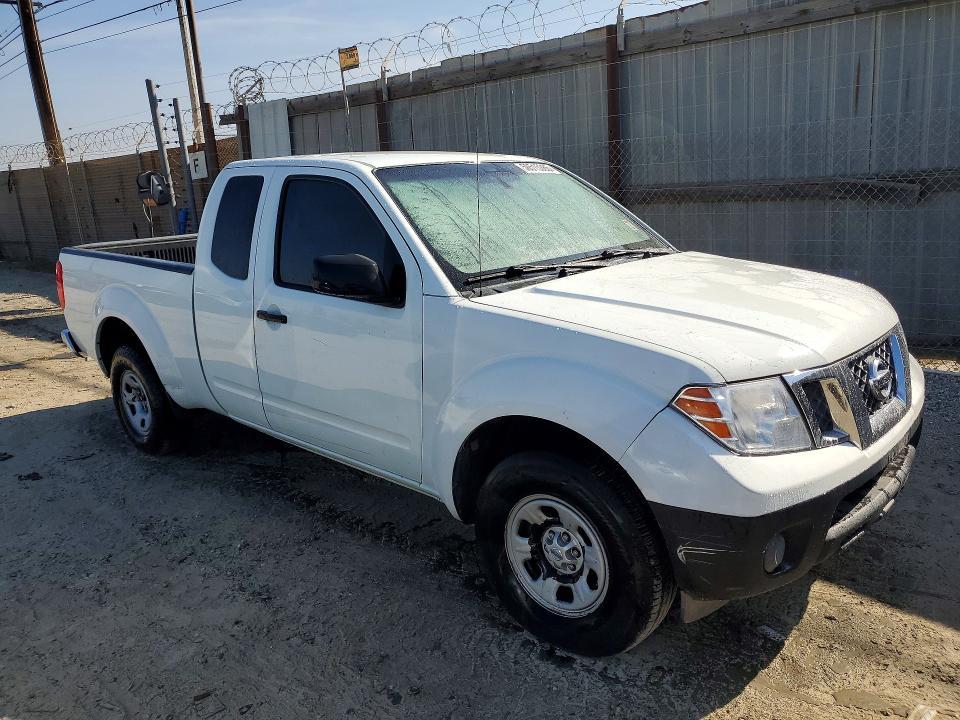 2014 Nissan Frontier S