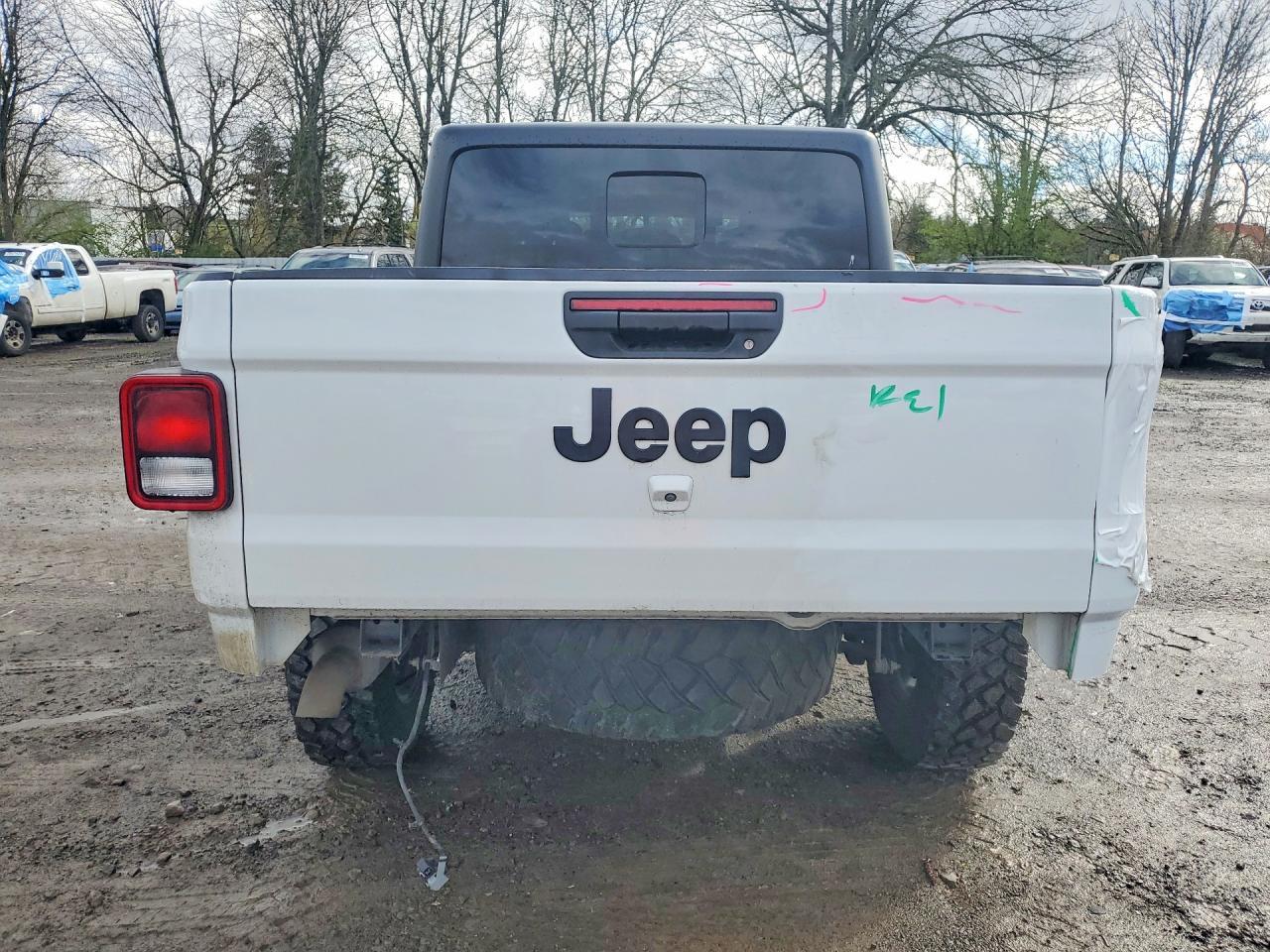 2021 Jeep Gladiator Sport