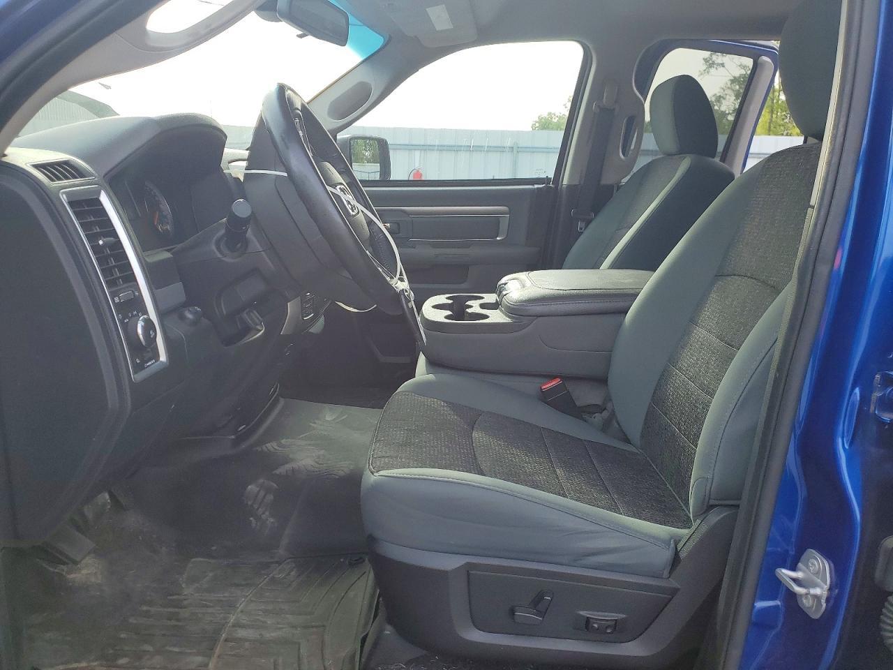 2016 Dodge RAM 1500 SLT