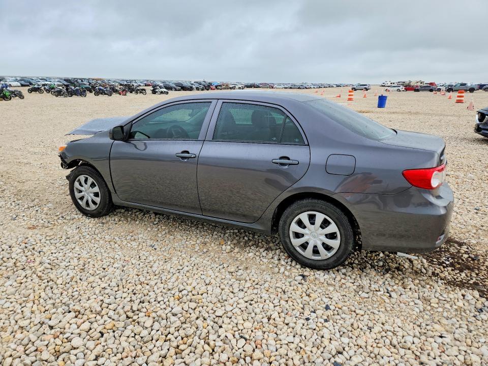 2013 Toyota Corolla l