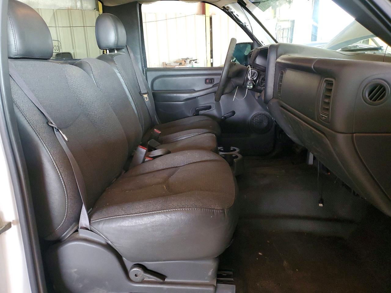 2004 Chevrolet Silverado C1500