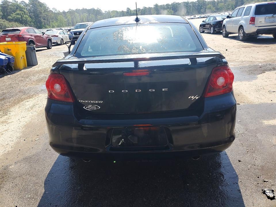 2014 Dodge Avenger r