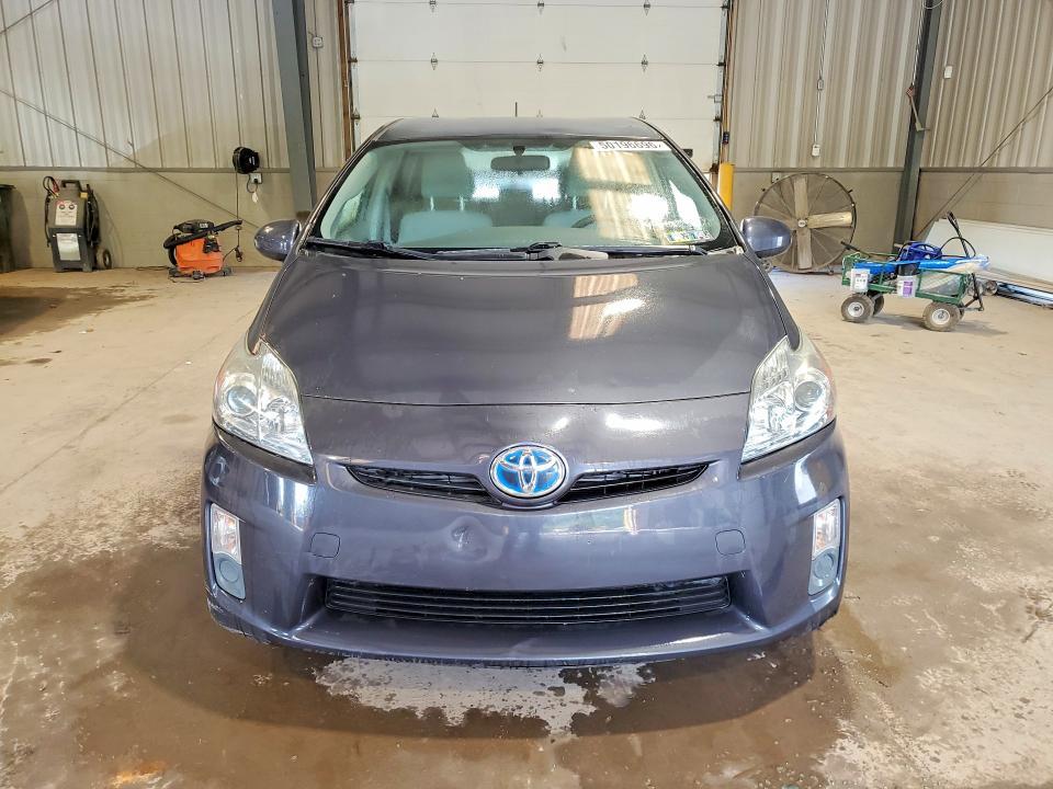 2011 Toyota Prius Three