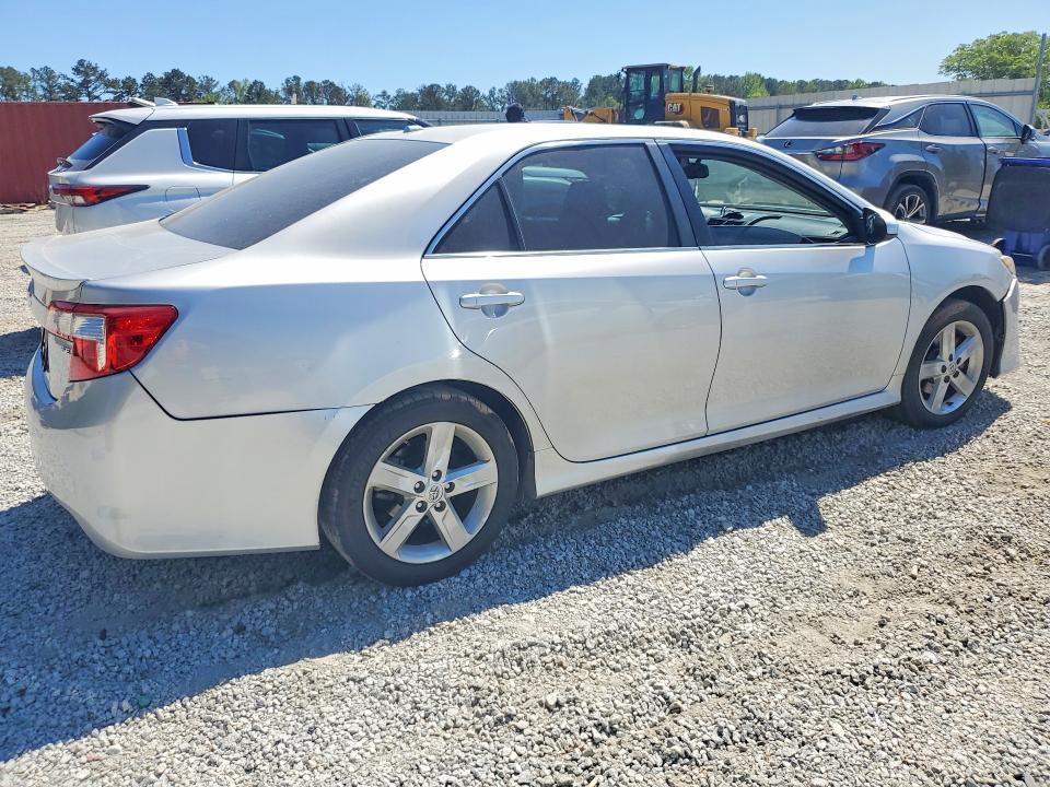 2014 Toyota Camry se