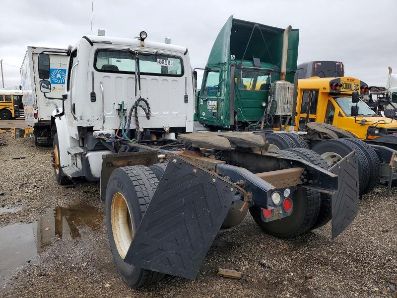 2009 Freigliner 2009 Freightliner Business Class M2 Semi Truck
