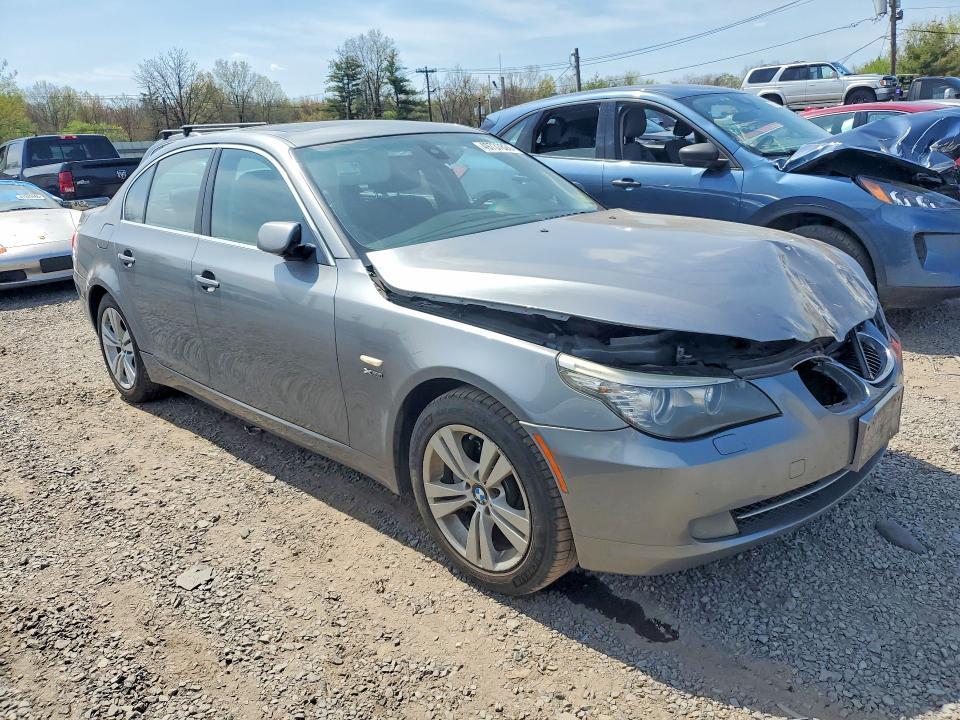 2009 BMW 528 xi