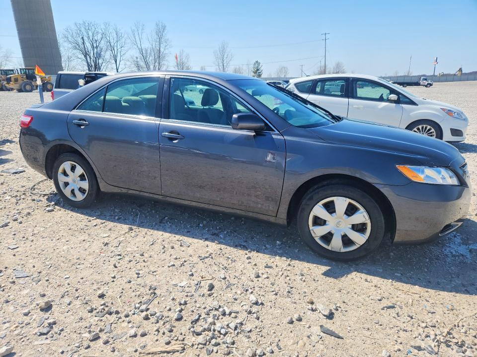 2009 Toyota Camry le