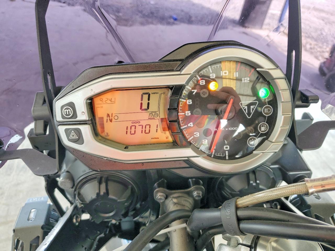 2015 Triumph Tiger 800 XRX