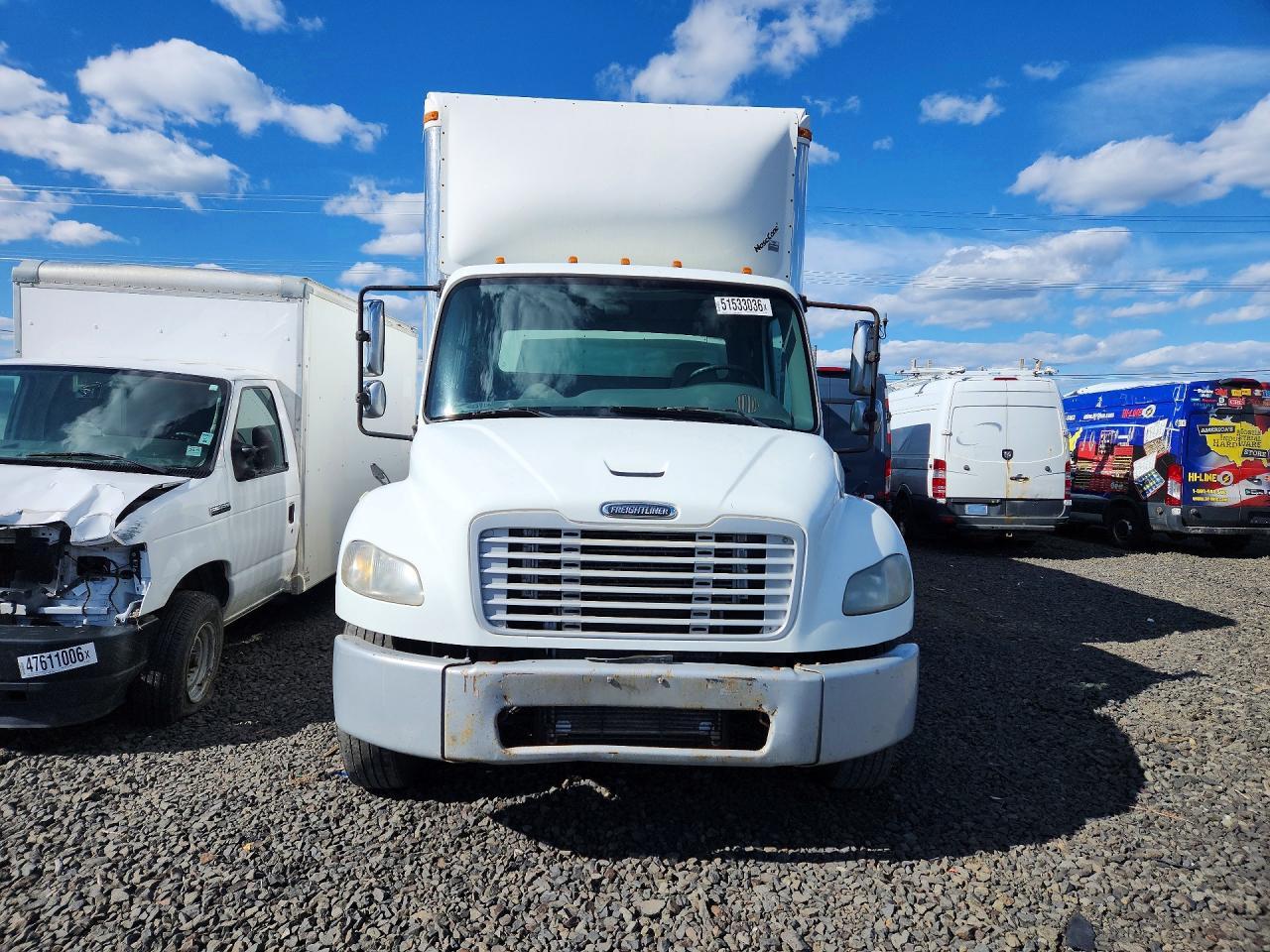 2007 Freigliner 2007 Freightliner Business Class M2 BOX Truck