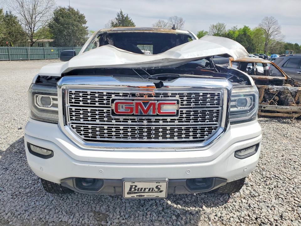 2017 GMC Sierra K1500 SLT