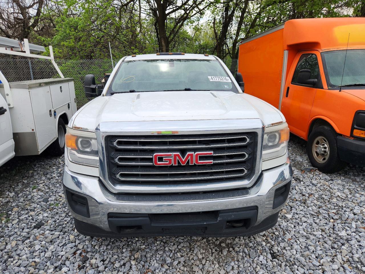 2015 GMC Sierra Utility / Service Truck