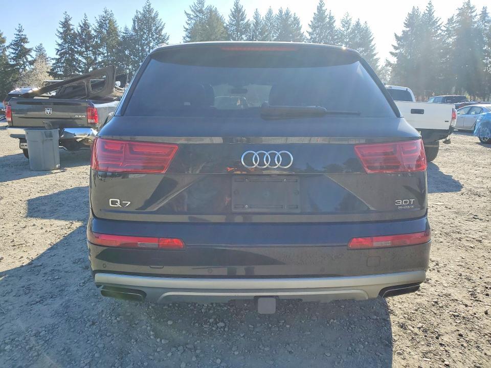 2017 Audi Q7 Premium Plus