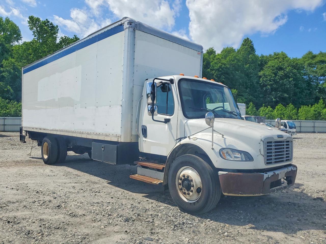 2015 Freightliner Business Class M2 BOX Truck