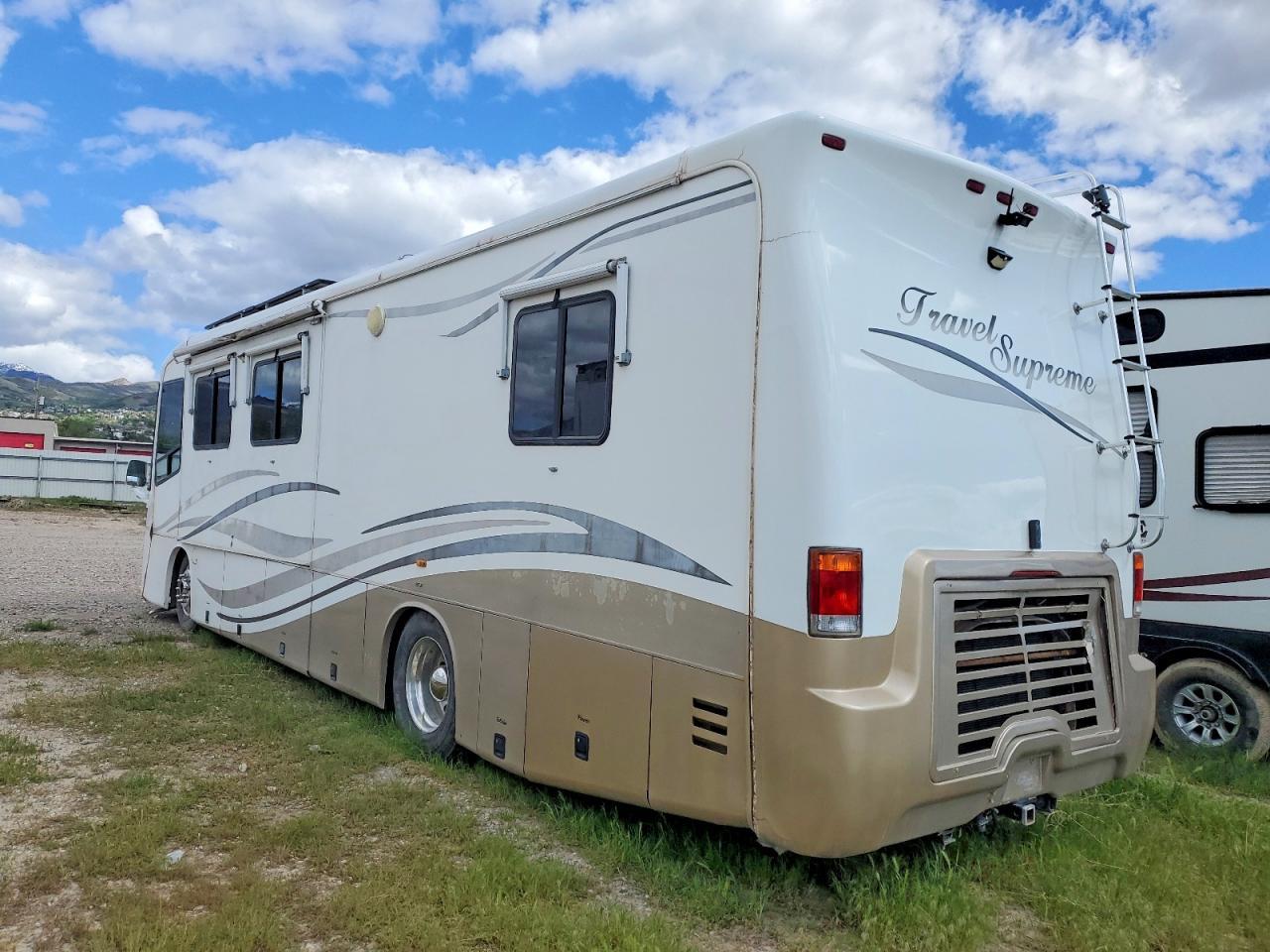 2001 Spartan Camper